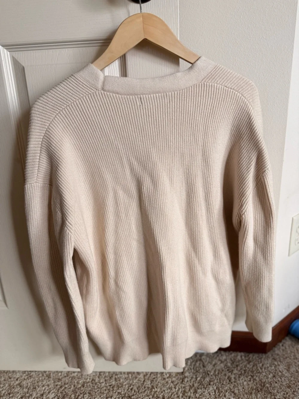 Amazon Ivory V-Neck Button Ribbed Cardigan - Picture 2 of 3